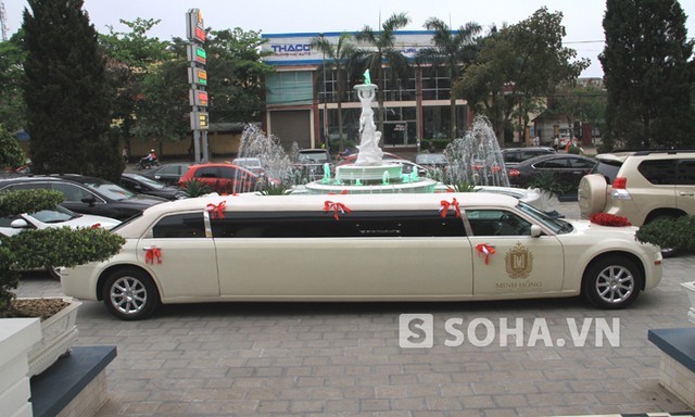 Cận cảnh chiếc siêu xe Limousine dài nhất xứ Nghệ