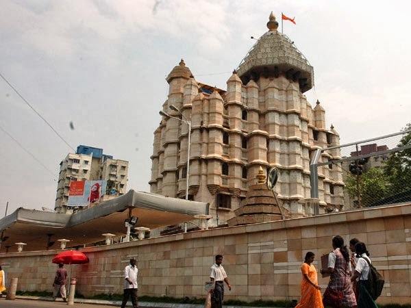 Thăm ngôi đền nhiều vàng nhất Ấn Độ