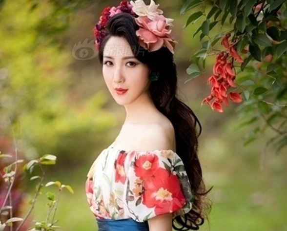 Người mẫu xinh đẹp công khai toàn bộ quá trình chuyển giới
