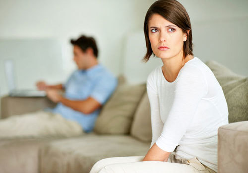Vợ cũ của chồng em nói rằng họ có một đứa con