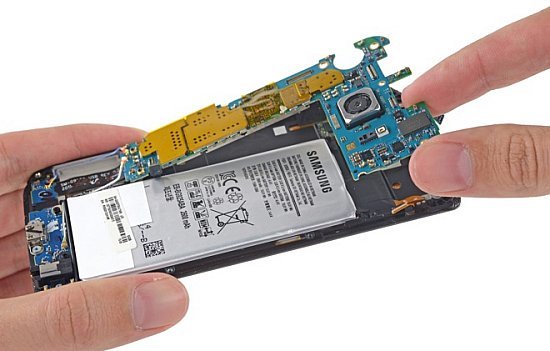 Samsung Galaxy S6 hỏng là… chỉ có vứt?