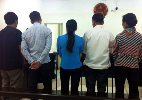 Cả gia đình vướng lao lý vì 'nồi da nấu thịt'