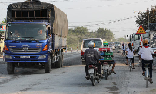 Hàng loạt người tử nạn trên ‘cung đường tử thần Cần Thơ’