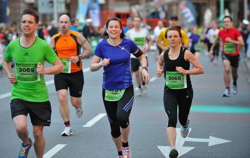 Sự thay đổi kinh ngạc của cơ thể khi chạy marathon