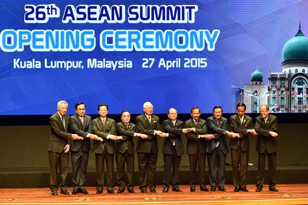 ASEAN lo ngại hoạt động bồi đắp quy mô ở Biển Đông
