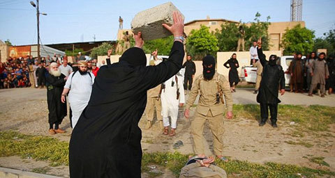 Ghê người những kiểu hành quyết man rợ của IS