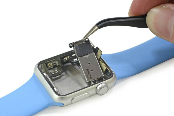 Nguyên nhân khiến Apple Watch chậm trả hàng