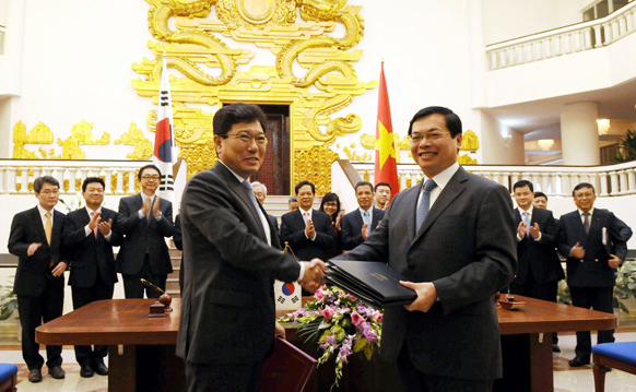 Chính thức ký Hiệp định thương mại tự do Việt - Hàn