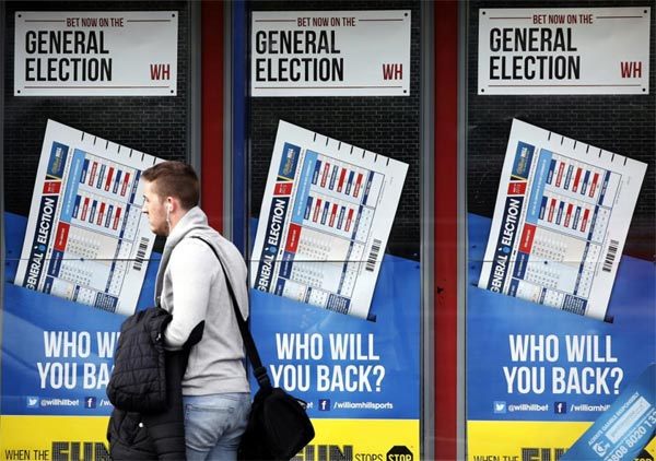 Thăm dò sau bầu cử Anh: Phe Bảo thủ thắng lớn