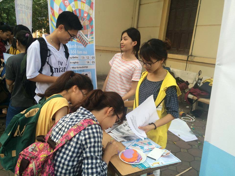 Hành trình dẫn lối đam mê của sinh viên Kinh tế quốc dân