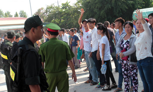 An ninh thắt chặt trước giờ tuyên án 52 giang hồ