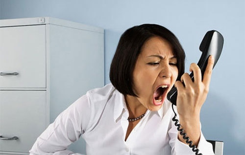 Giả vợ lãnh đạo gọi điện cho Chủ tịch tỉnh, lừa hơn tỷ đồng