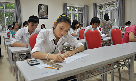 ĐH Ngoại thương công bố quy định tuyển thẳng năm 2015