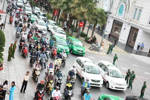 Cước taxi sẽ tăng từ 500 - 1.000 đồng/km