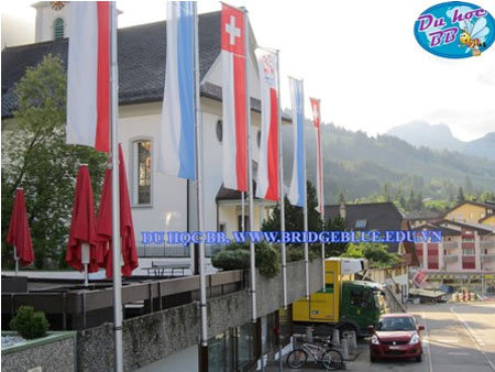 Hội thảo du học Thụy Sỹ, cơ hội tại học viện HTMi