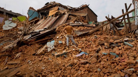 Nepal lại xảy ra động đất 5,7 độ Richter
