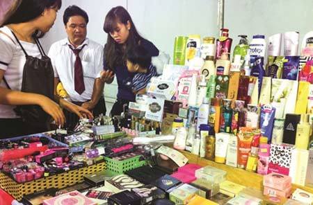 Cấm 5 chất trong mỹ phẩm ảnh hưởng nội tiết người dùng