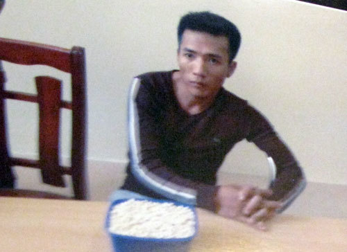 Vận chuyển ma túy xuyên Việt qua đường hàng không