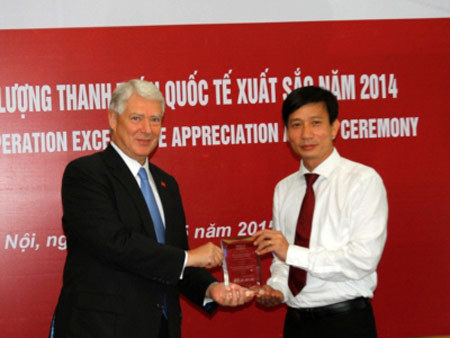 Agribank nhận giải Chất lượng Thanh toán xuất sắc