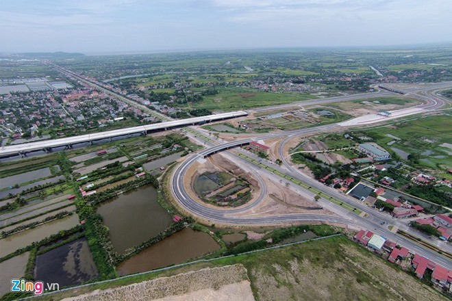 Hình ảnh cao tốc 6 làn đẹp nhất Việt Nam