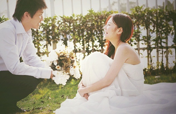 Vợ chồng nghèo và những đám cưới 