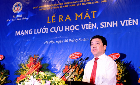 ĐH Kinh tế quốc dân ra mắt mạng lưới cựu học viên, sinh viên