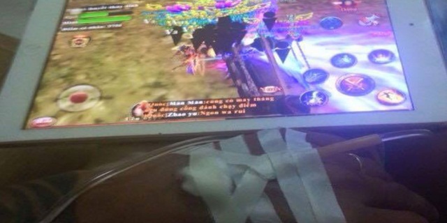 Sốc với game thủ Việt phải truyền nước vẫn mê chơi game