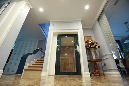 Thang máy gia đình: Cảnh giác với những ‘chiêu, trò’