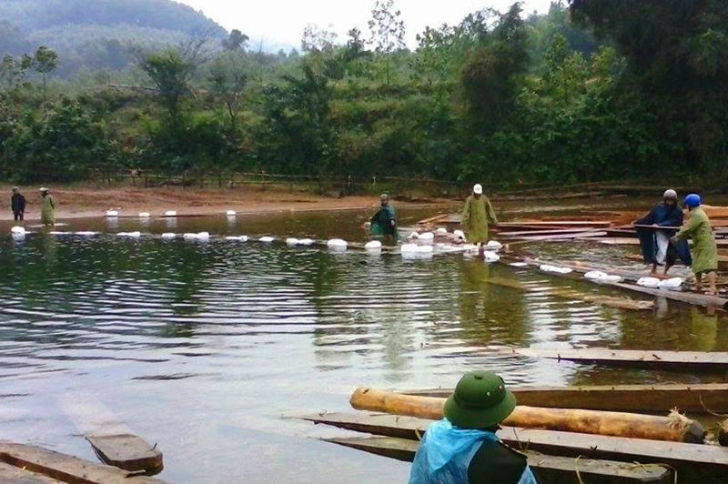 100 cán bộ biên phòng, công an truy đuổi nhóm lâm tặc