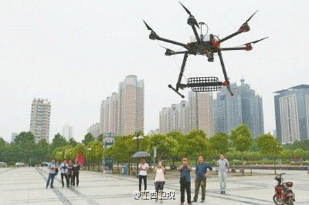Trung Quốc dùng máy bay không người lái chống gian lận thi cử
