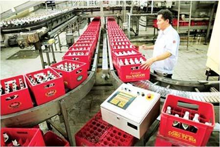 140 khách hàng nhận chuyến du lịch Singapore từ Bia Sài Gòn