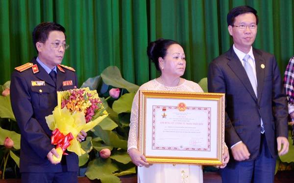 TPHCM: Khen thưởng cấp Nhà nước cho nhiều cá nhân, tập thể