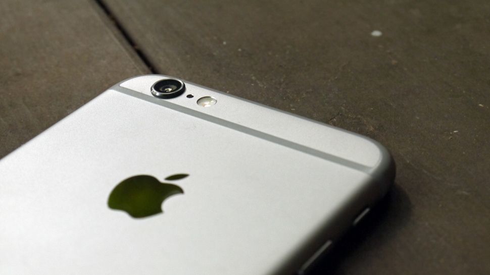 iOS 9 tiết lộ iPhone 6s sẽ có flash ở camera trước
