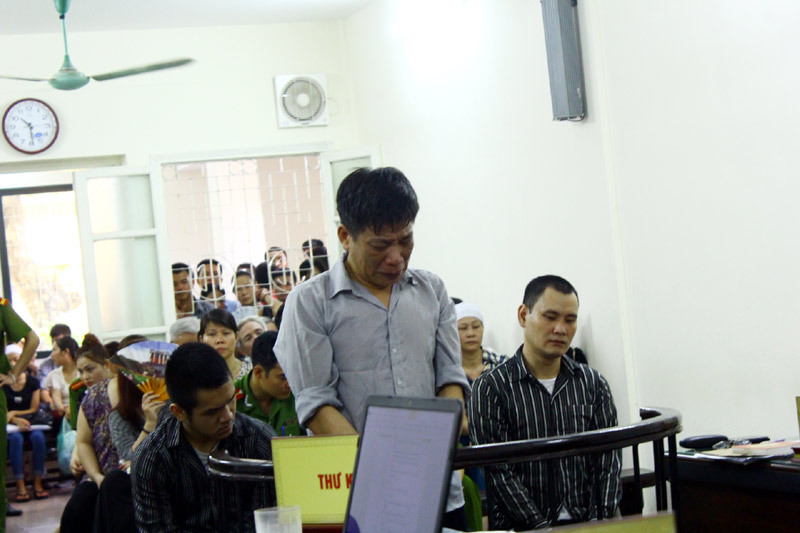 Thời sự trong ngày: Phó ban quận ủy nhận 12 năm tù