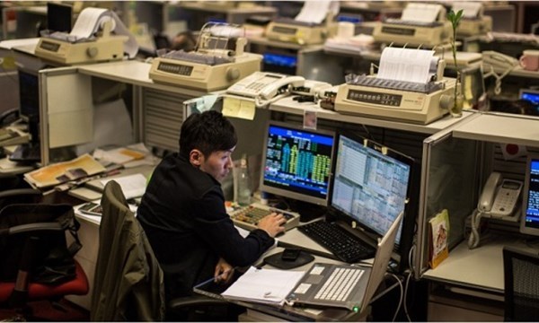 Rút 7 tỷ USD, đồng loạt bỏ chạy khỏi Trung Quốc