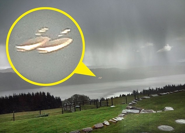 Xuất hiện vật thể lạ giống như UFO ở hồ Loch Ness?