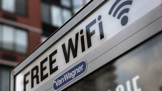 Hướng dẫn dùng Wi-Fi miễn phí an toàn