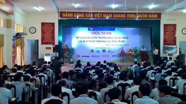 Nâng cao kỹ năng lái xe an toàn cho 16 tỉnh miền Trung-Tây Nguyên