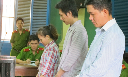 Giả công an Hà Nội chiếm đoạt tiền của dân