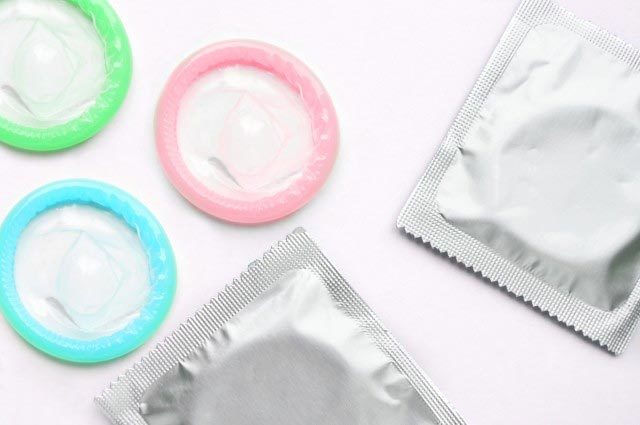 Bao cao su đổi màu khi phát hiện bệnh tình dục