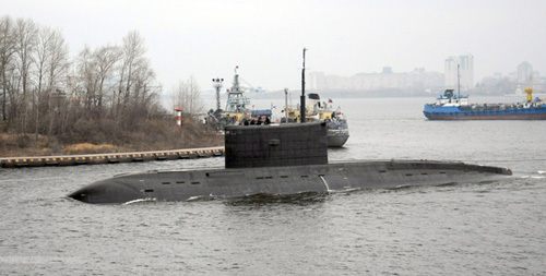 Tàu ngầm Đà Nẵng sắp về VN