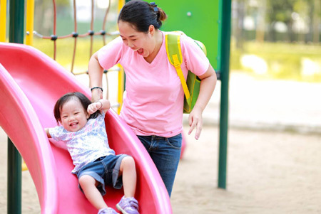 Hành trình học hỏi không gián đoạn của trẻ lên 2