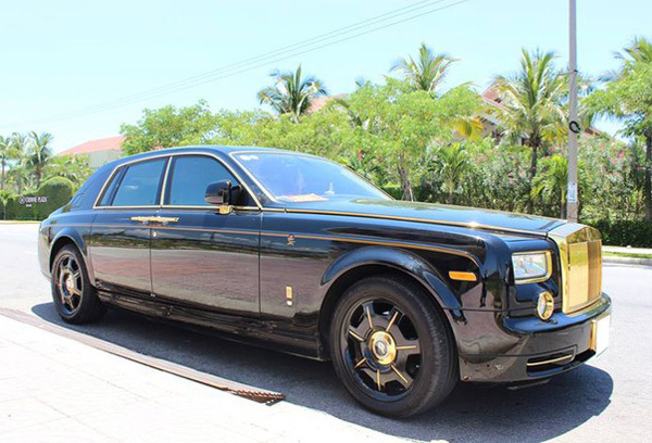 Đại gia Quảng Ninh độ Rolls-Royce Phantom Rồng mạ vàng