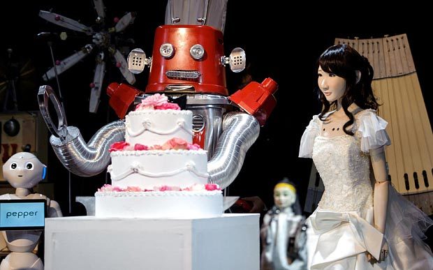Cận cảnh đám cưới robot đầu tiên trên thế giới
