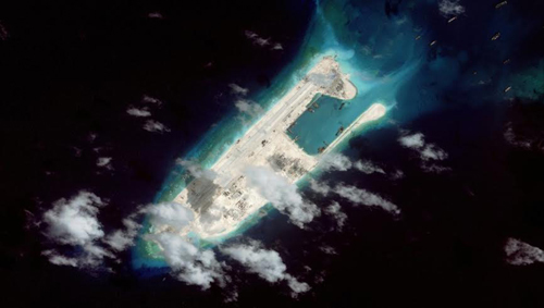 Nóng: Báo Mỹ đăng ảnh TQ xây cơ sở quân sự ở Biển Đông