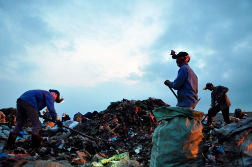‘Vua bãi rác’ nuôi 19 người bán lẻ ma túy kiếm tiền tỷ