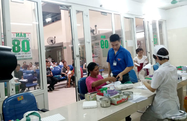 Bệnh nhân được 'tiếp sức' tại các bệnh viện