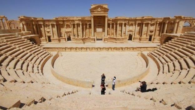 IS hành quyết 25 người tại thành cổ Palmyra