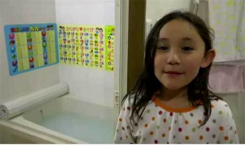 Bé gái Nhật hé lộ 12 lí do nhà vệ sinh là thiên đường