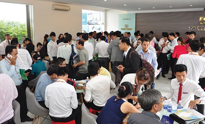 Chiều nhân viên, DN Việt cho người giỏi nghỉ phép thoải mái